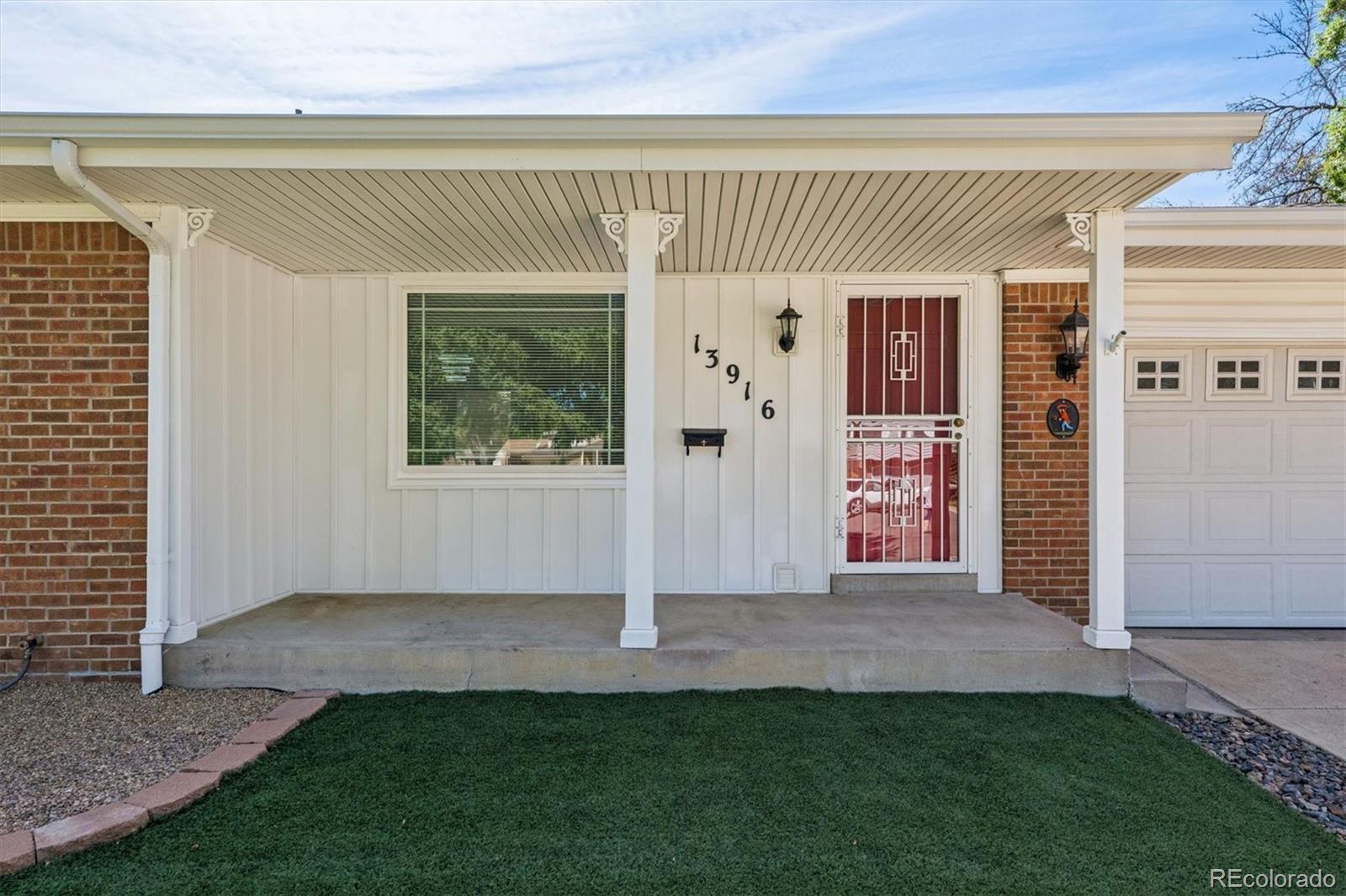 MLS Image #2 for 13916 e alabama place,aurora, Colorado