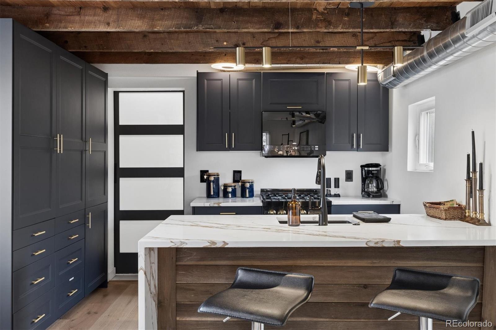 MLS Image #3 for 2854 s lincoln street,englewood, Colorado