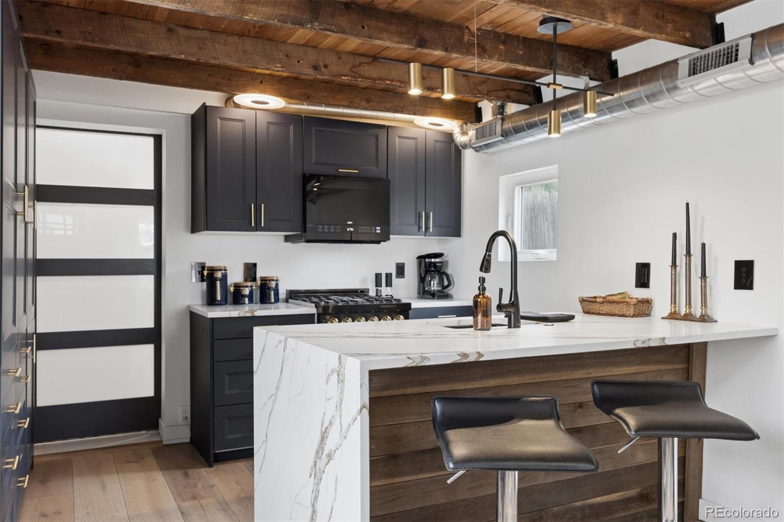 MLS Image #4 for 2854 s lincoln street,englewood, Colorado