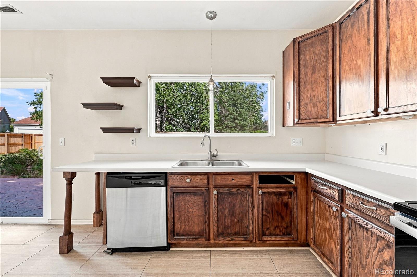 MLS Image #12 for 739  prairie star circle,colorado springs, Colorado