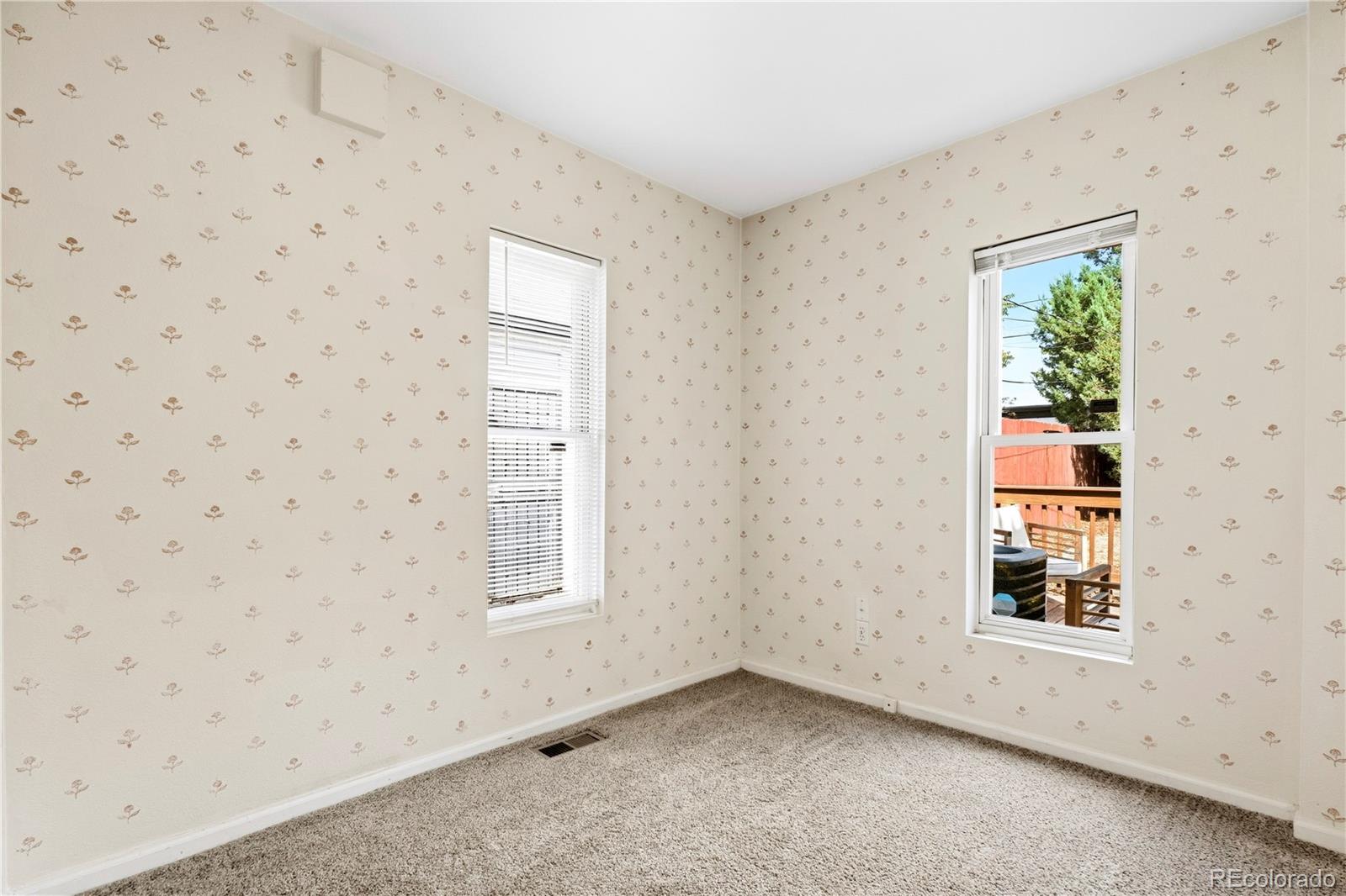 MLS Image #14 for 1144 s logan street,denver, Colorado