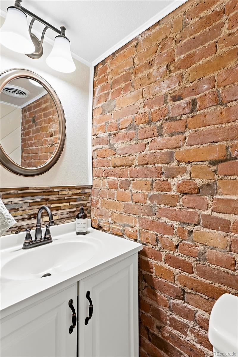 MLS Image #16 for 1144 s logan street,denver, Colorado