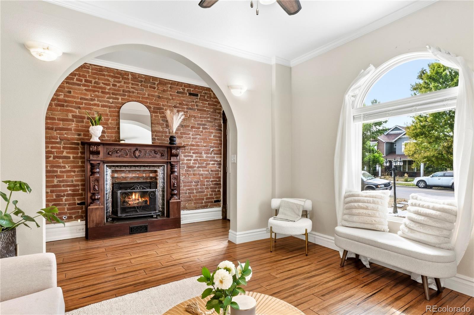 MLS Image #3 for 1144 s logan street,denver, Colorado