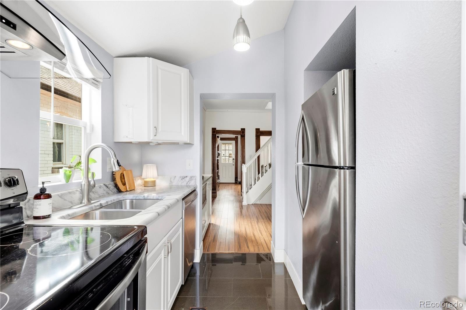 MLS Image #6 for 1144 s logan street,denver, Colorado