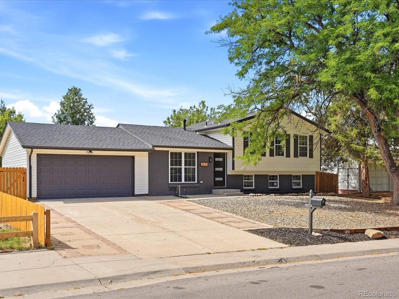 MLS Image #1 for 2571 s kittredge way,aurora, Colorado