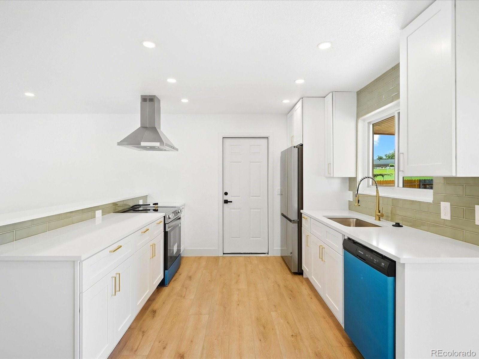 MLS Image #8 for 2571 s kittredge way,aurora, Colorado
