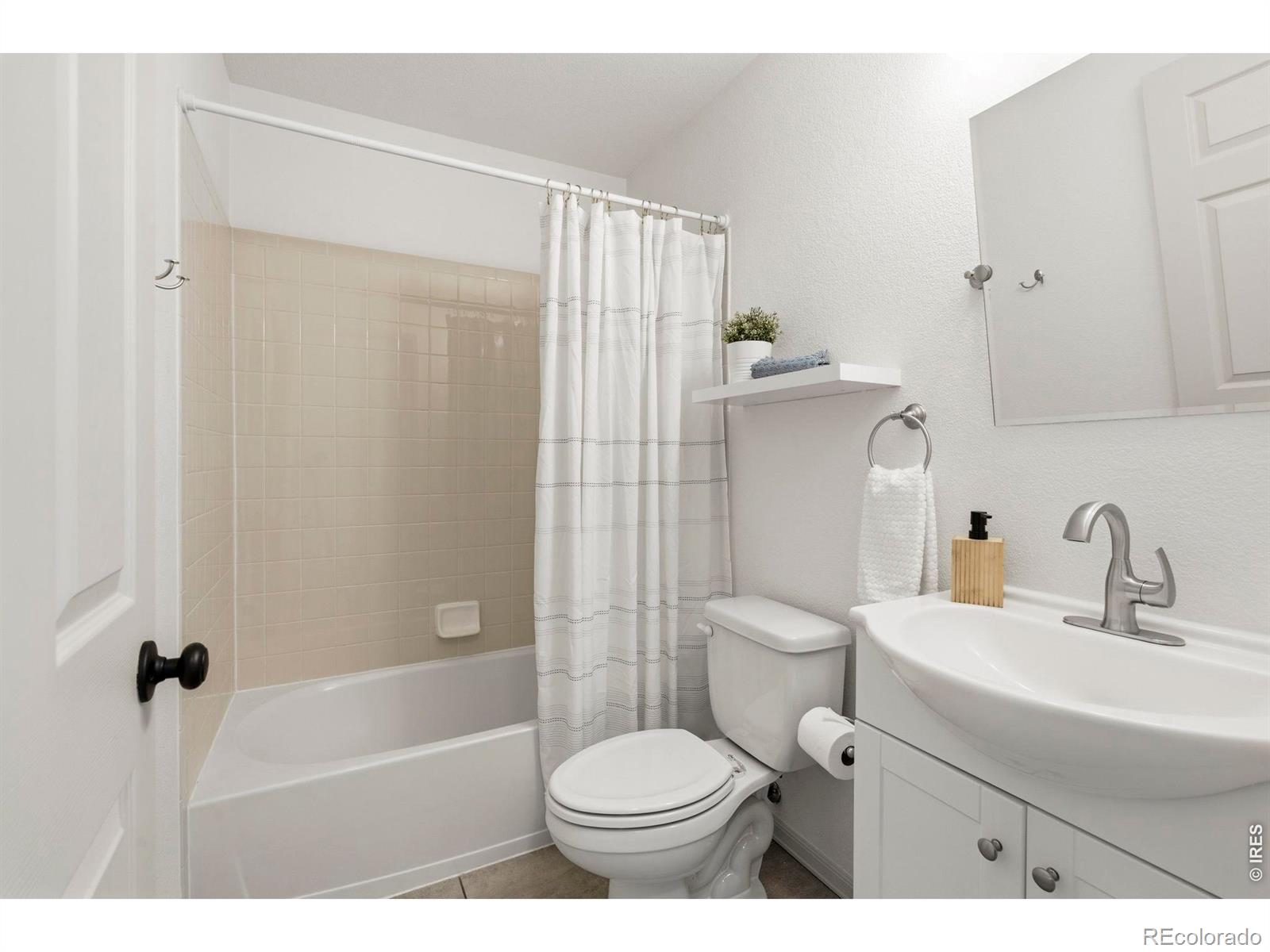 MLS Image #25 for 2135  indian paintbrush way,erie, Colorado