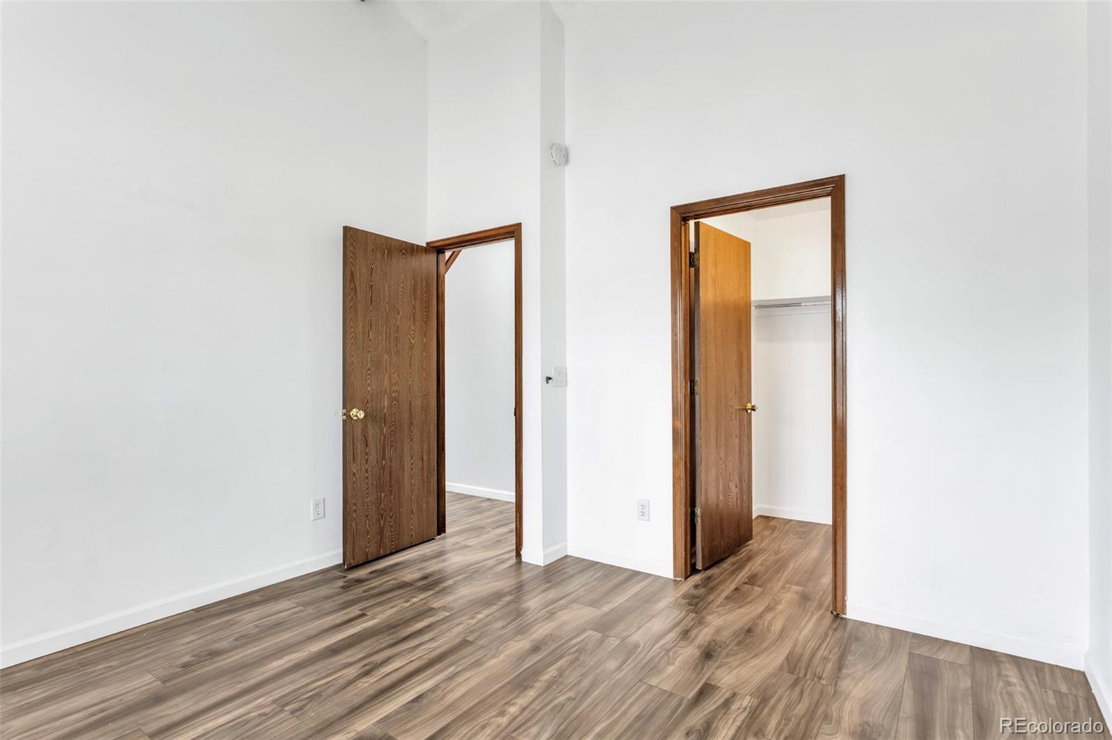 MLS Image #5 for 15084 e andrews drive,denver, Colorado