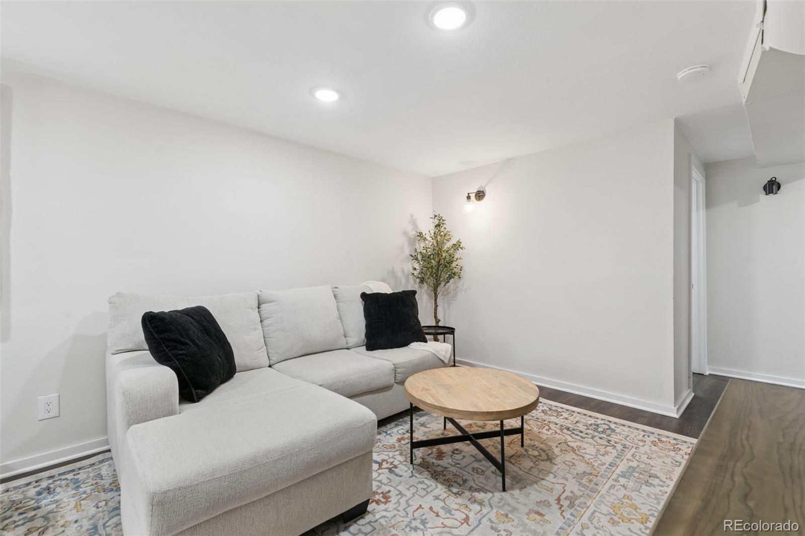 MLS Image #25 for 2221 e uintah street,colorado springs, Colorado