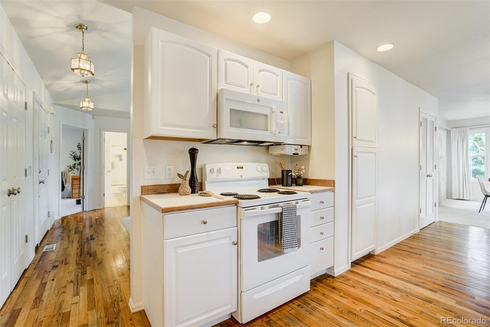 MLS Image #16 for 3157  soaring bird circle,colorado springs, Colorado