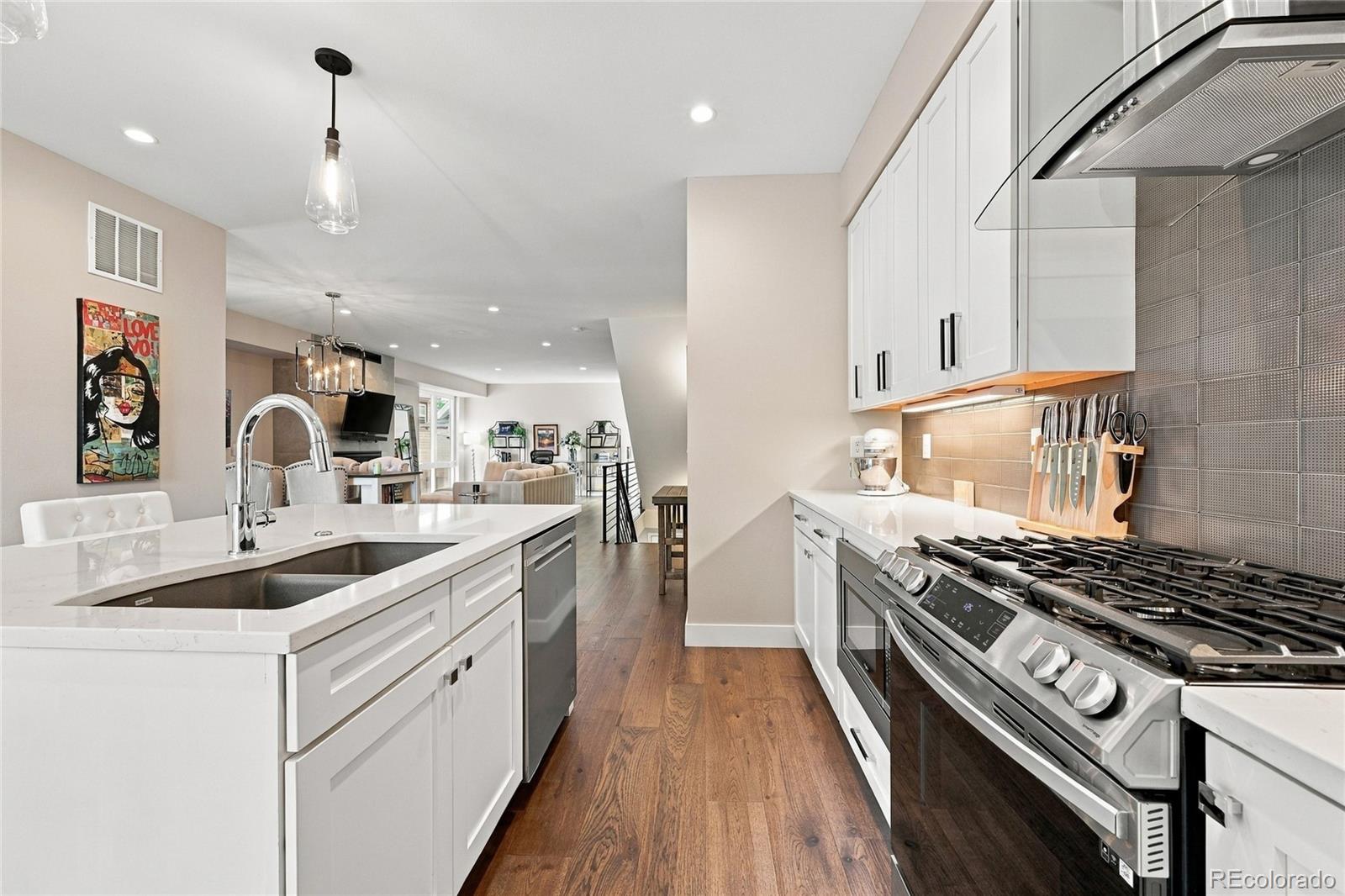 MLS Image #10 for 3820  eliot street,denver, Colorado
