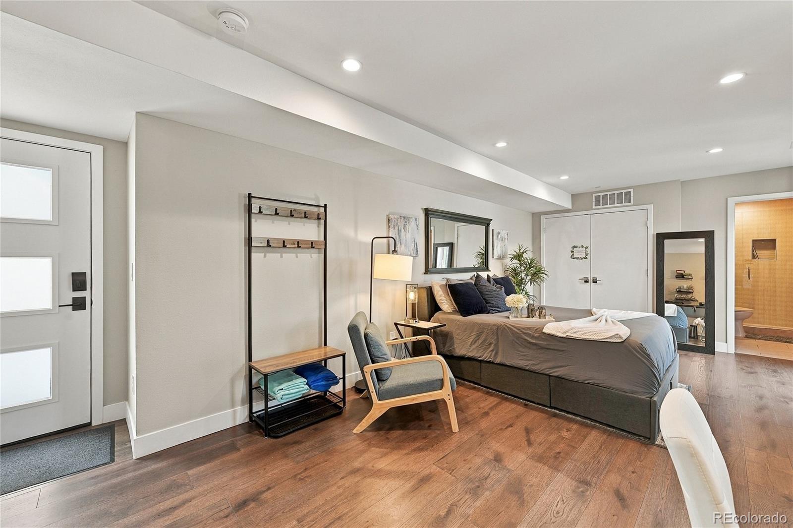 MLS Image #41 for 3820  eliot street,denver, Colorado