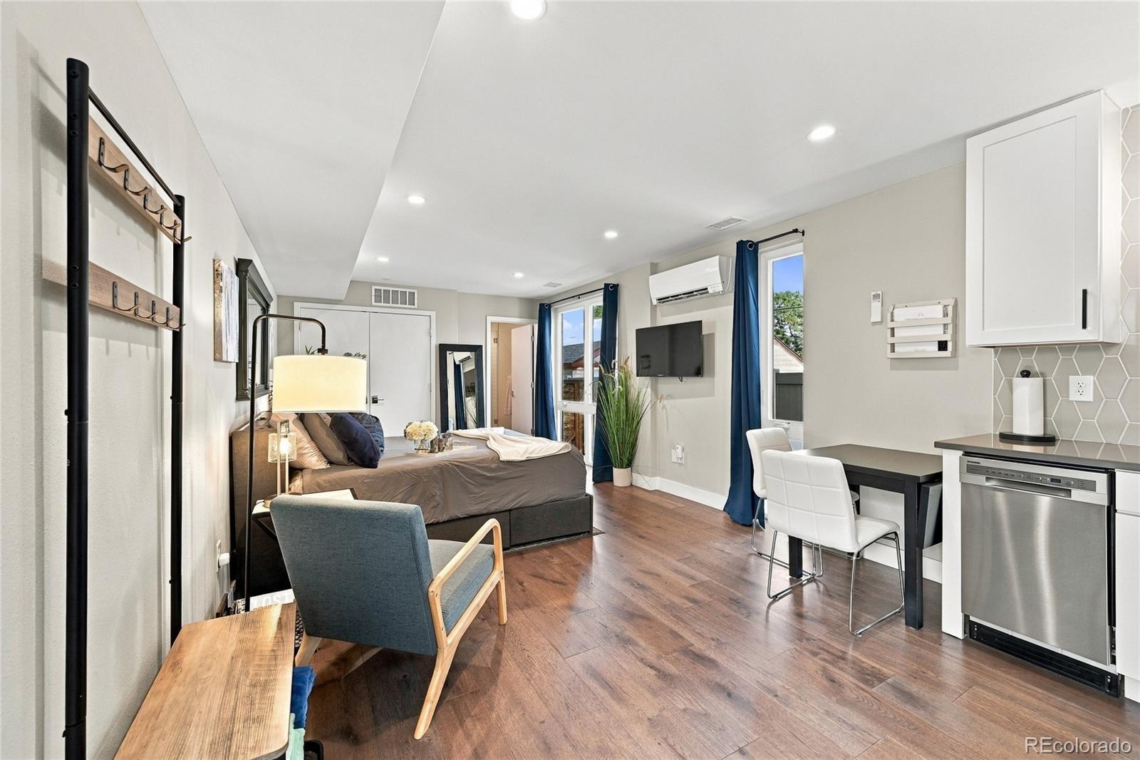 MLS Image #42 for 3820  eliot street,denver, Colorado