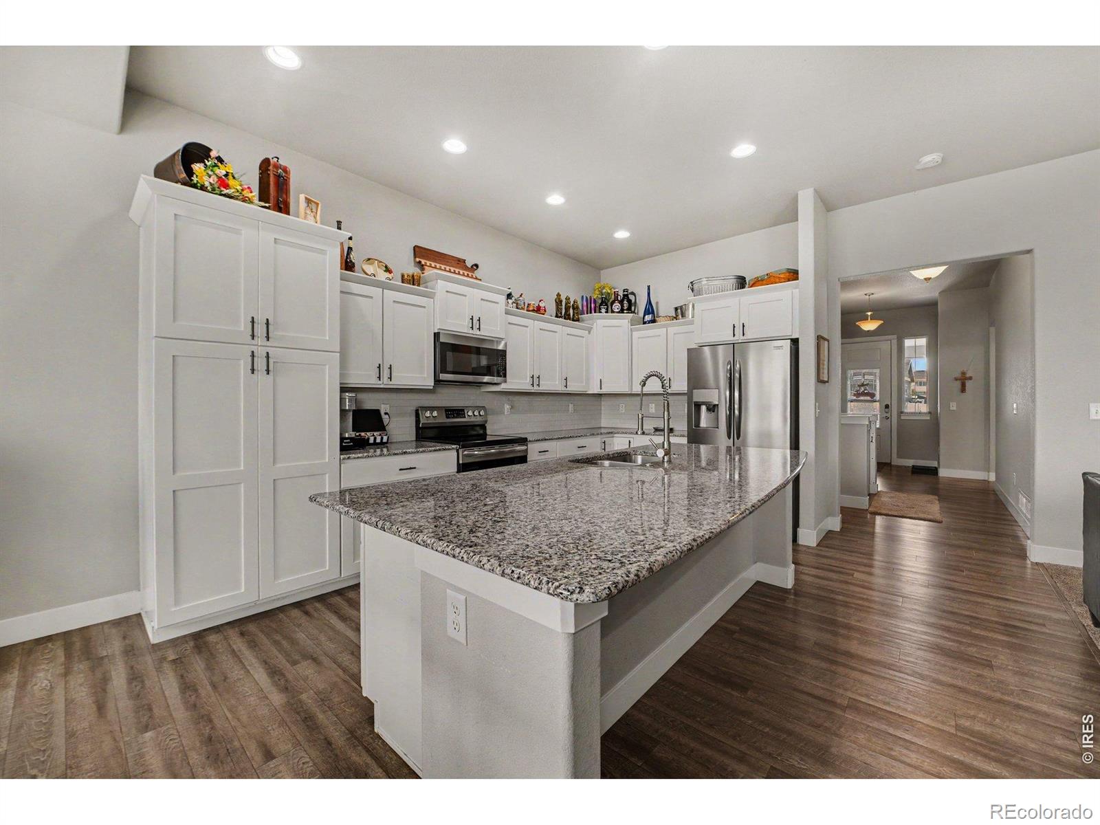 MLS Image #8 for 1761  vista point lane,windsor, Colorado