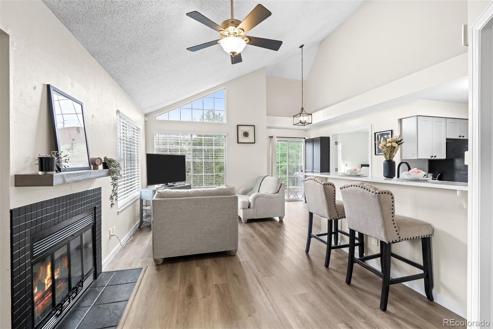 MLS Image #2 for 13792 e lehigh avenue b,aurora, Colorado