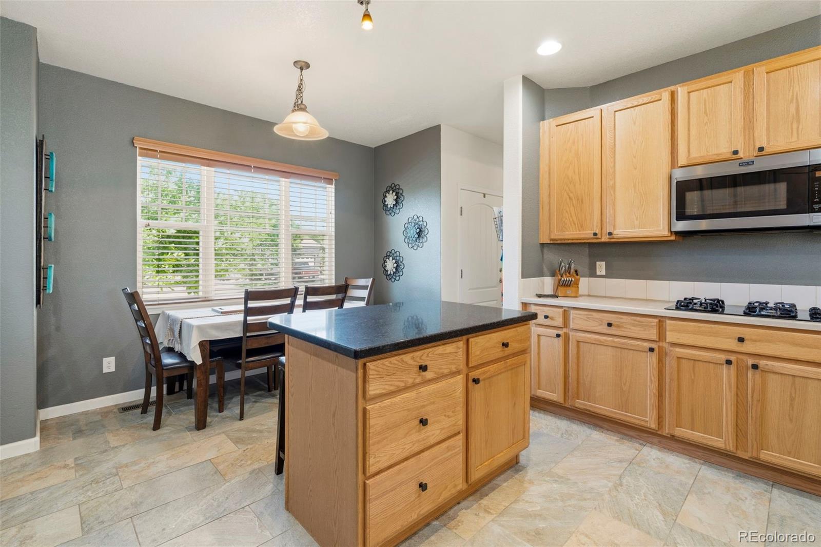 MLS Image #10 for 24082 e 2nd drive,aurora, Colorado