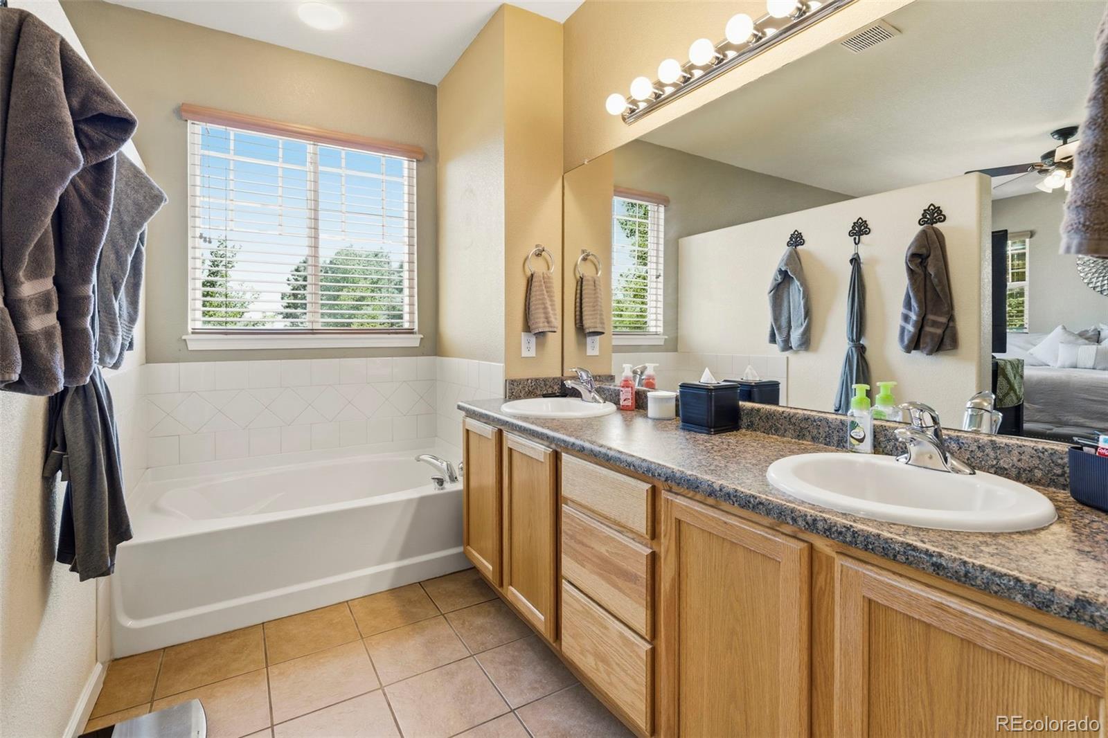MLS Image #15 for 24082 e 2nd drive,aurora, Colorado
