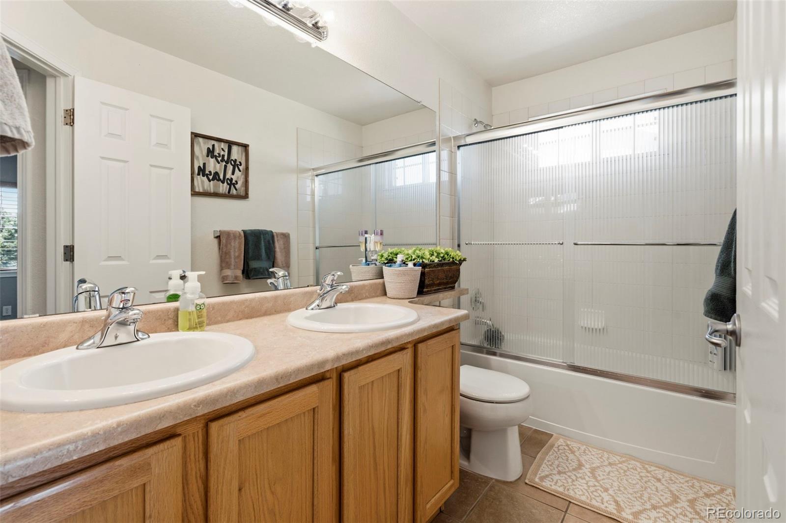 MLS Image #29 for 24082 e 2nd drive,aurora, Colorado