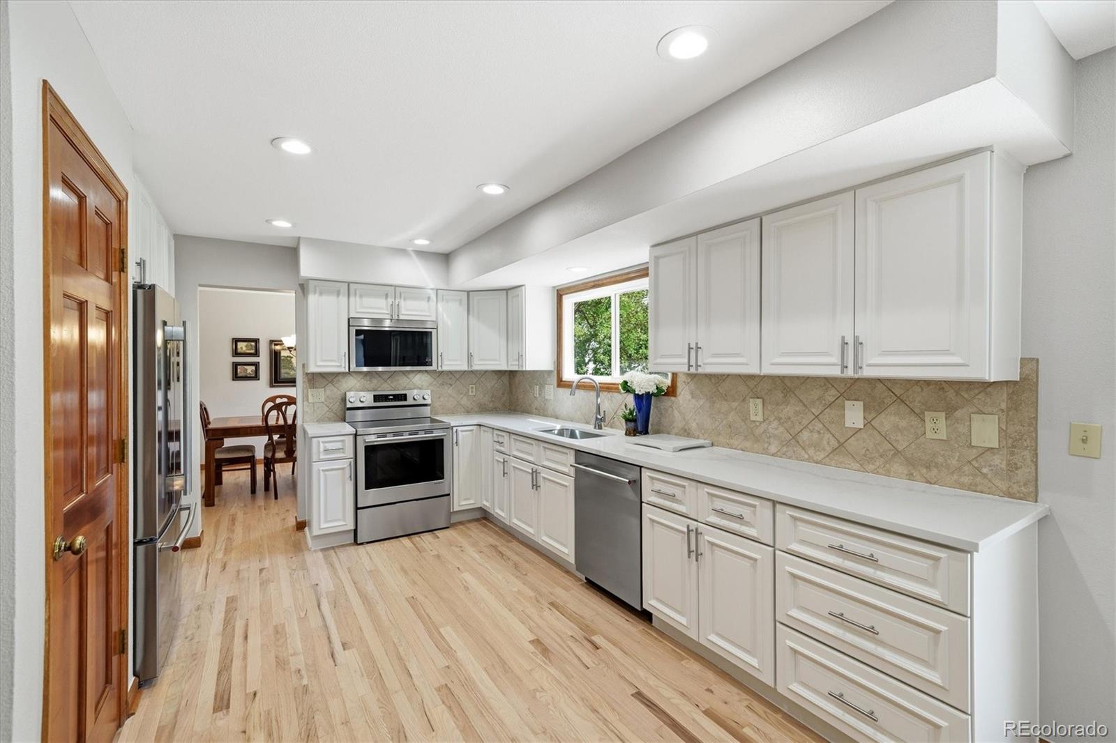 MLS Image #9 for 159  willowleaf drive,littleton, Colorado