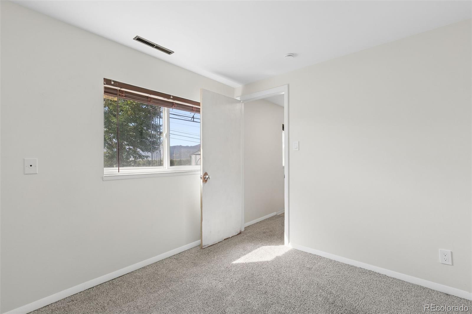 MLS Image #33 for 1501  newcastle street,colorado springs, Colorado