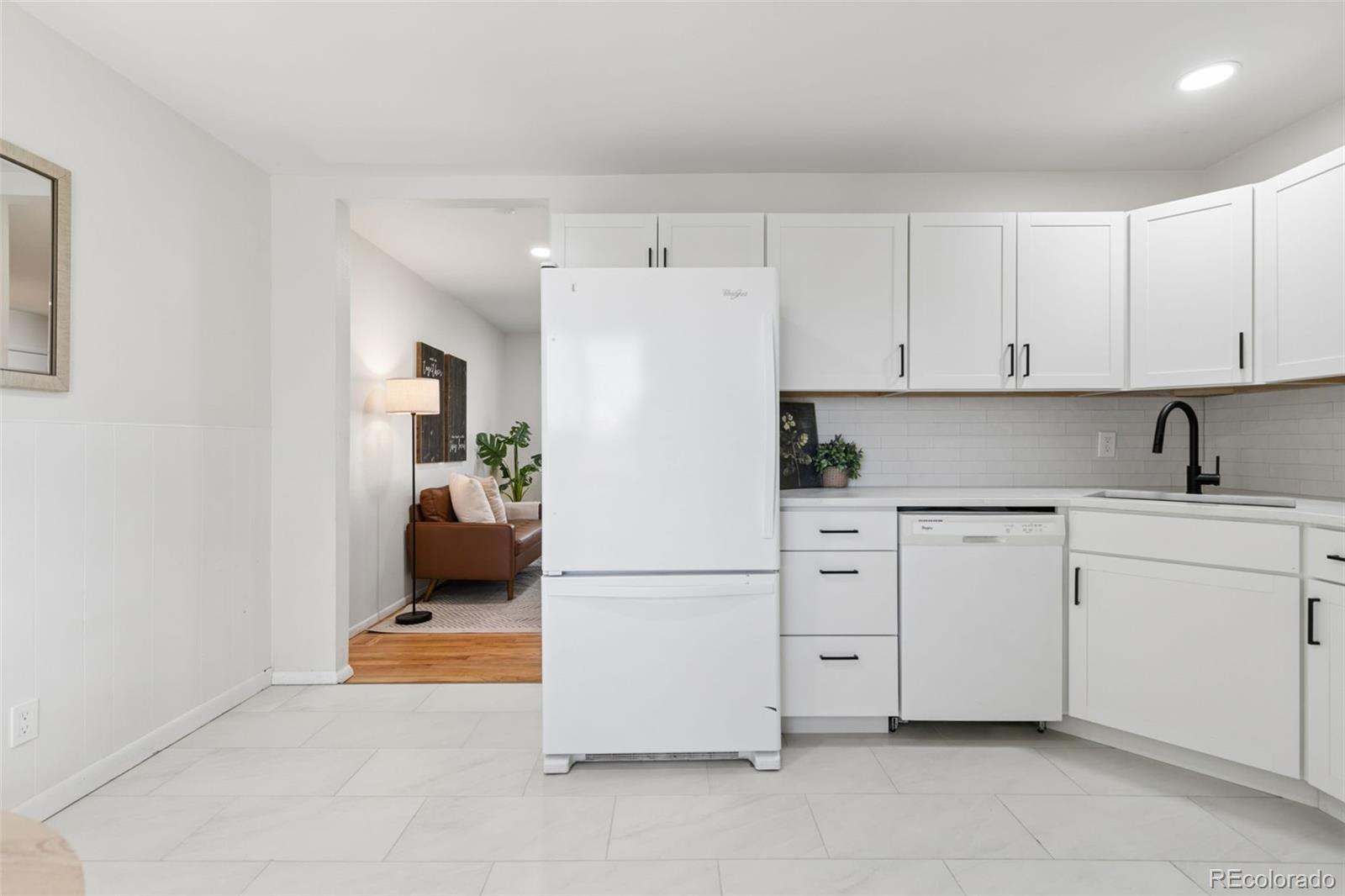 MLS Image #9 for 1501  newcastle street,colorado springs, Colorado