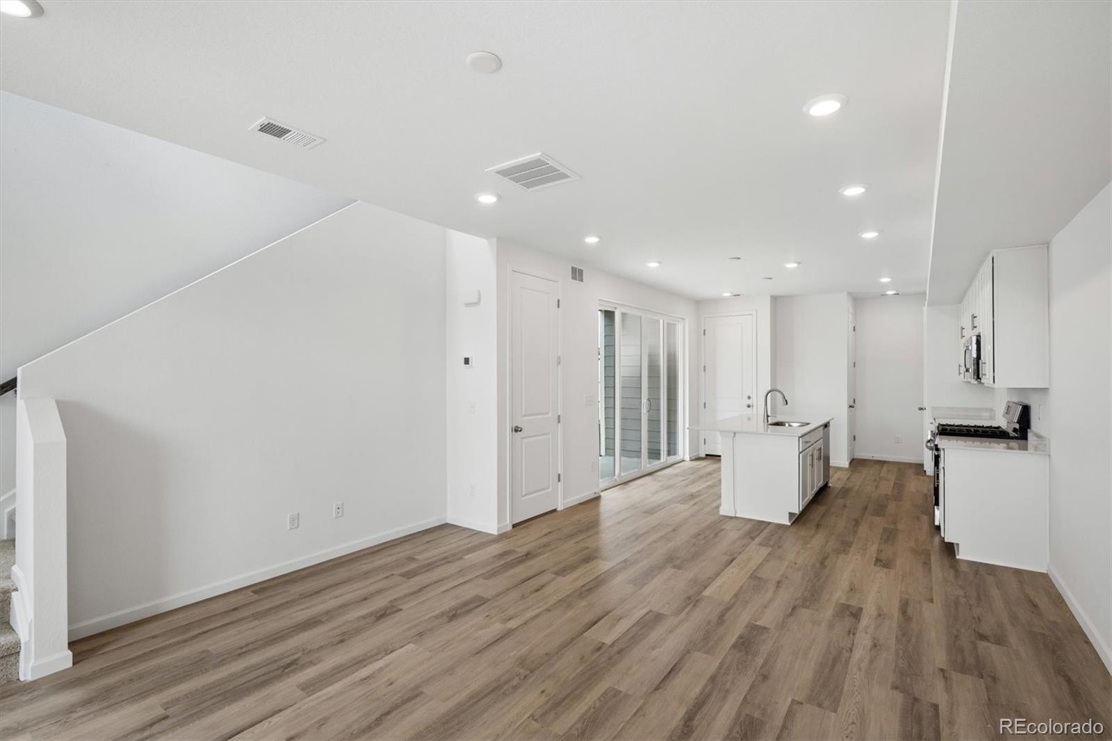 MLS Image #4 for 21411 e 67th avenue,aurora, Colorado