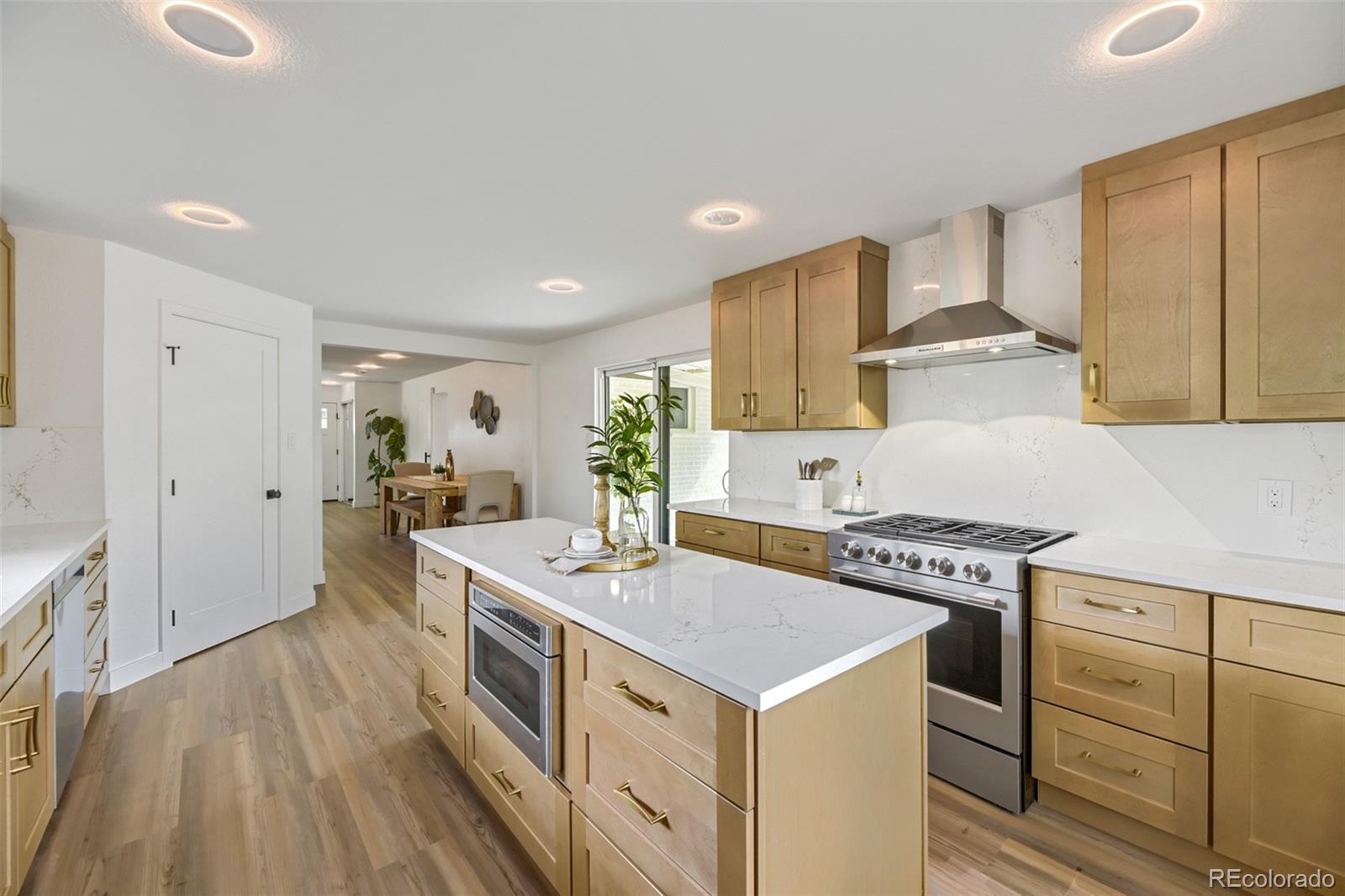 MLS Image #11 for 2631 s lowell boulevard,denver, Colorado