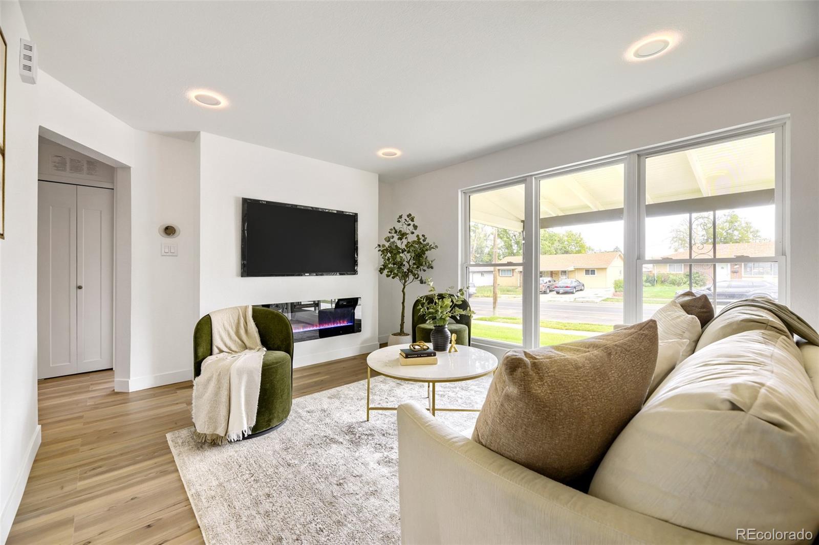 MLS Image #6 for 2631 s lowell boulevard,denver, Colorado