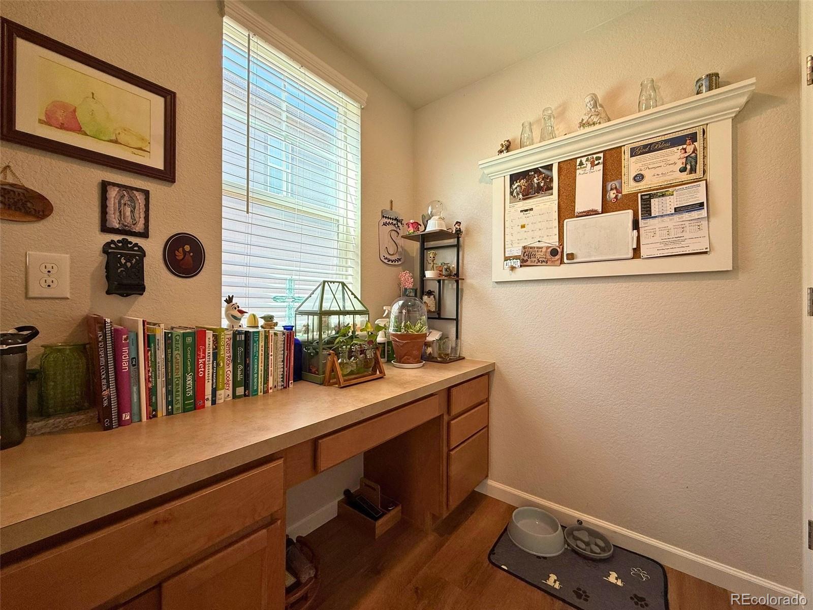 MLS Image #17 for 26054 e 1st place,aurora, Colorado