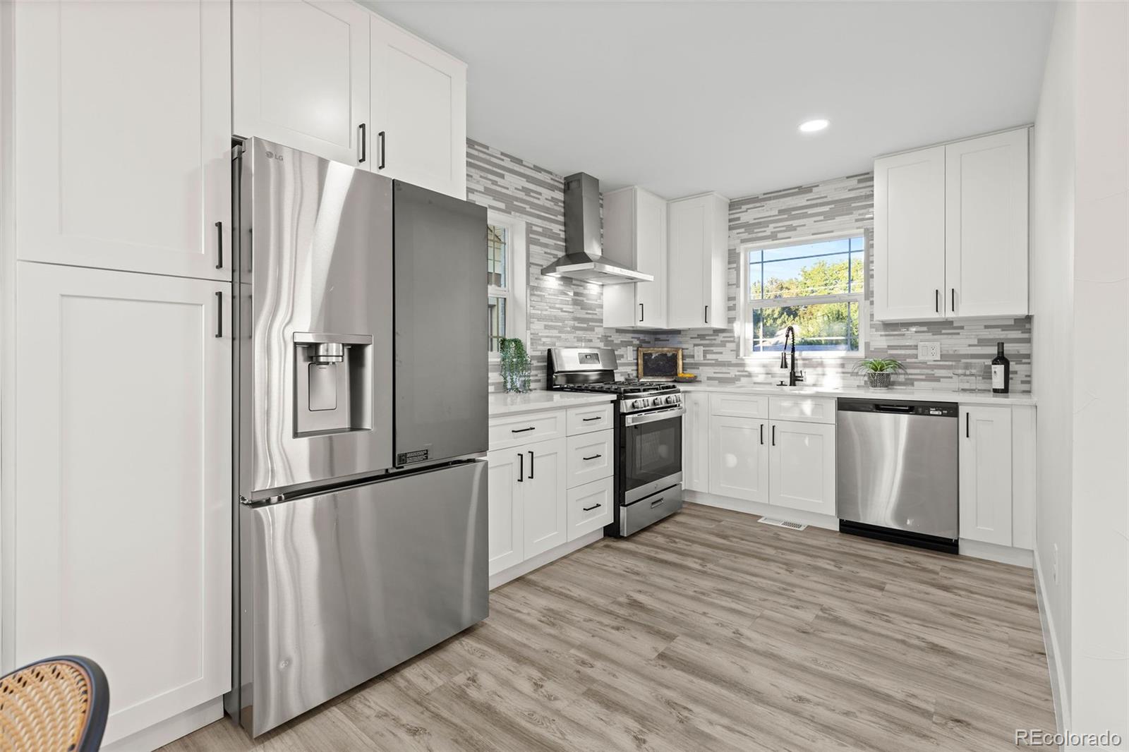 MLS Image #10 for 2851  birch street,denver, Colorado