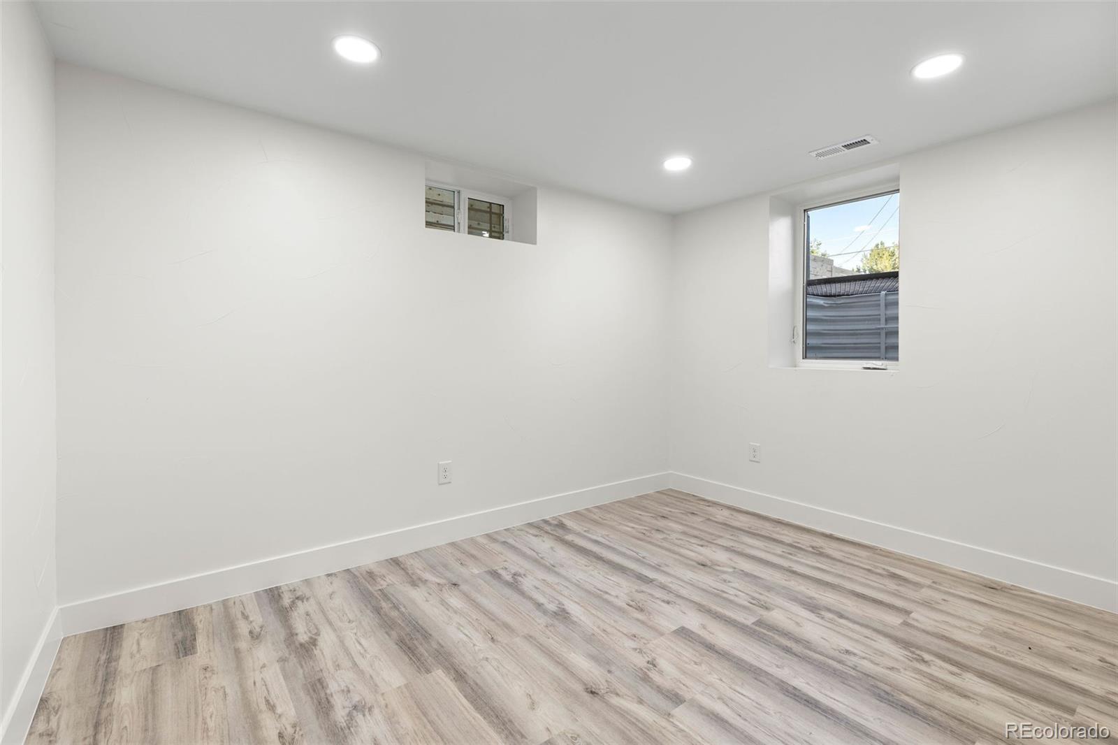 MLS Image #19 for 2851  birch street,denver, Colorado
