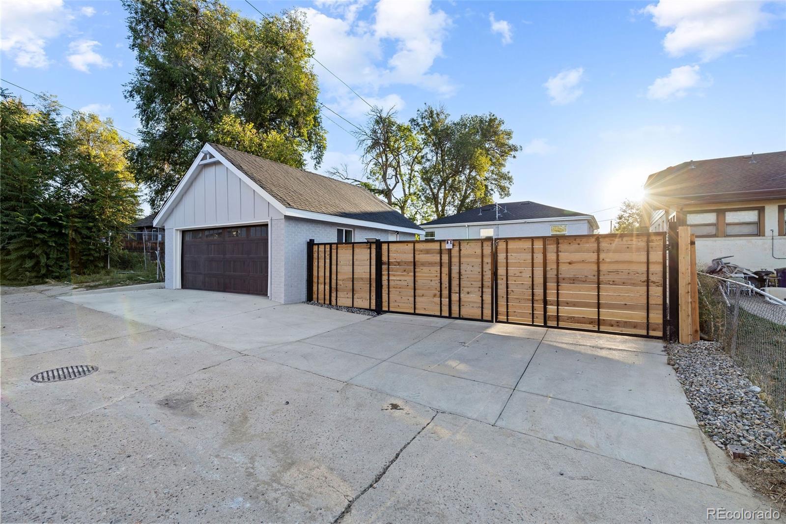 MLS Image #26 for 2851  birch street,denver, Colorado