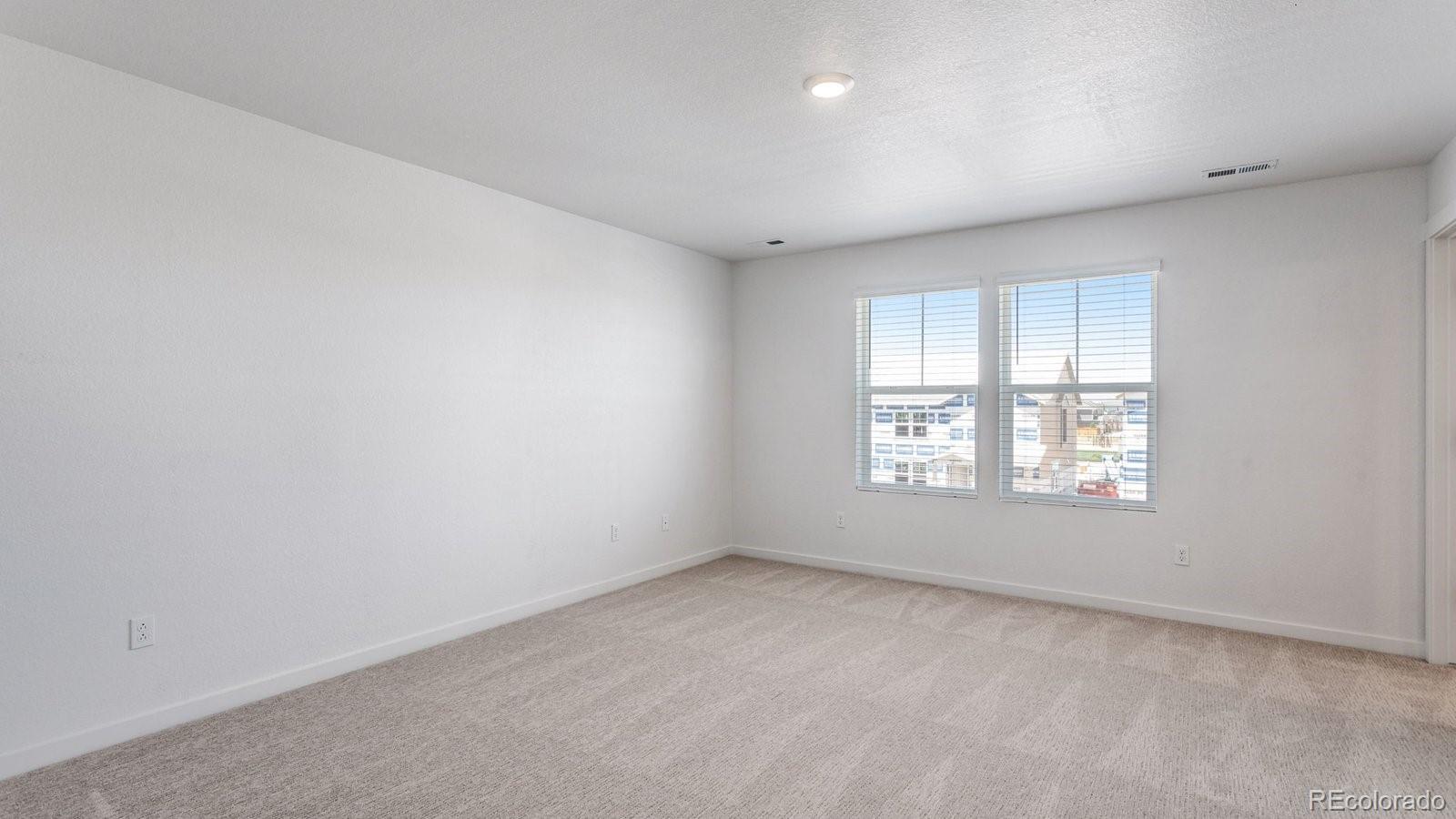 MLS Image #16 for 697 n ukraine street,aurora, Colorado