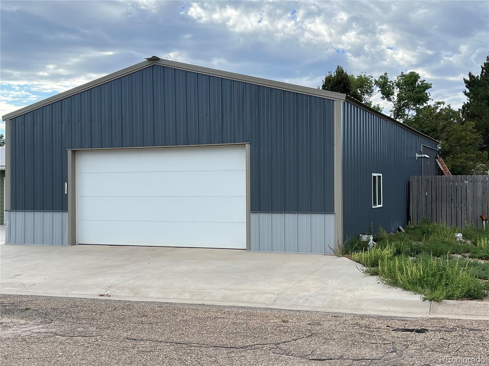 MLS Image #5 for 215 s 16th street,burlington, Colorado