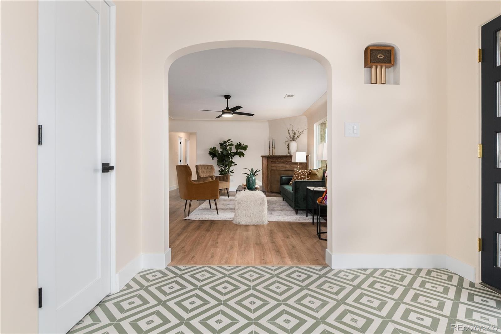 MLS Image #12 for 2015  monaco parkway,denver, Colorado