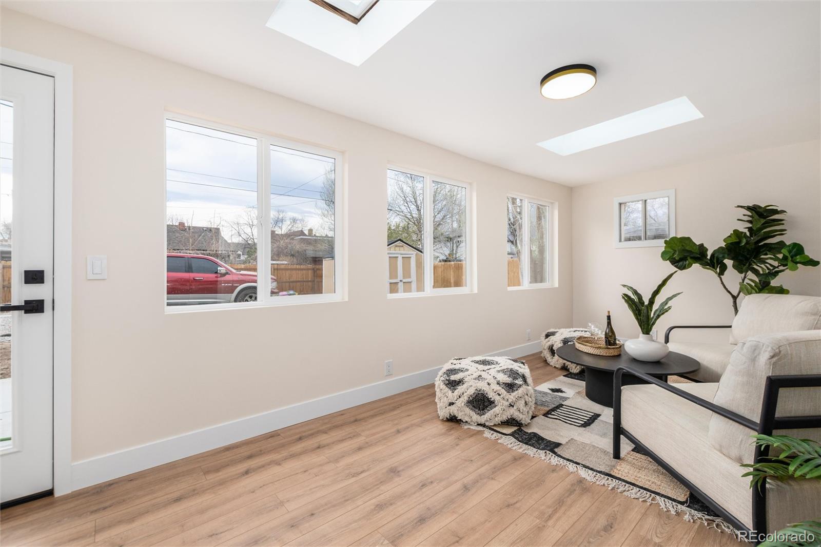MLS Image #5 for 2015  monaco parkway,denver, Colorado