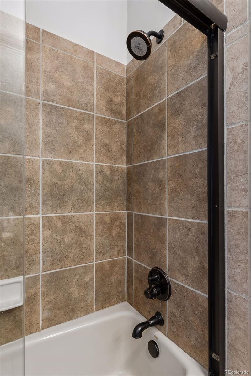 MLS Image #19 for 3445 s bellaire street,denver, Colorado