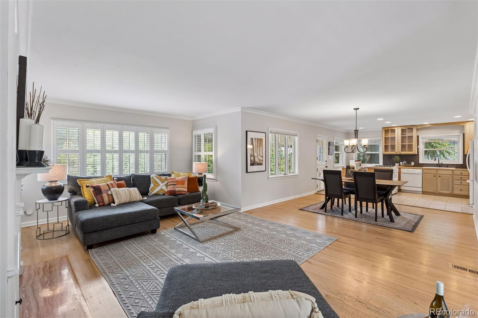 MLS Image #9 for 3445 s bellaire street,denver, Colorado