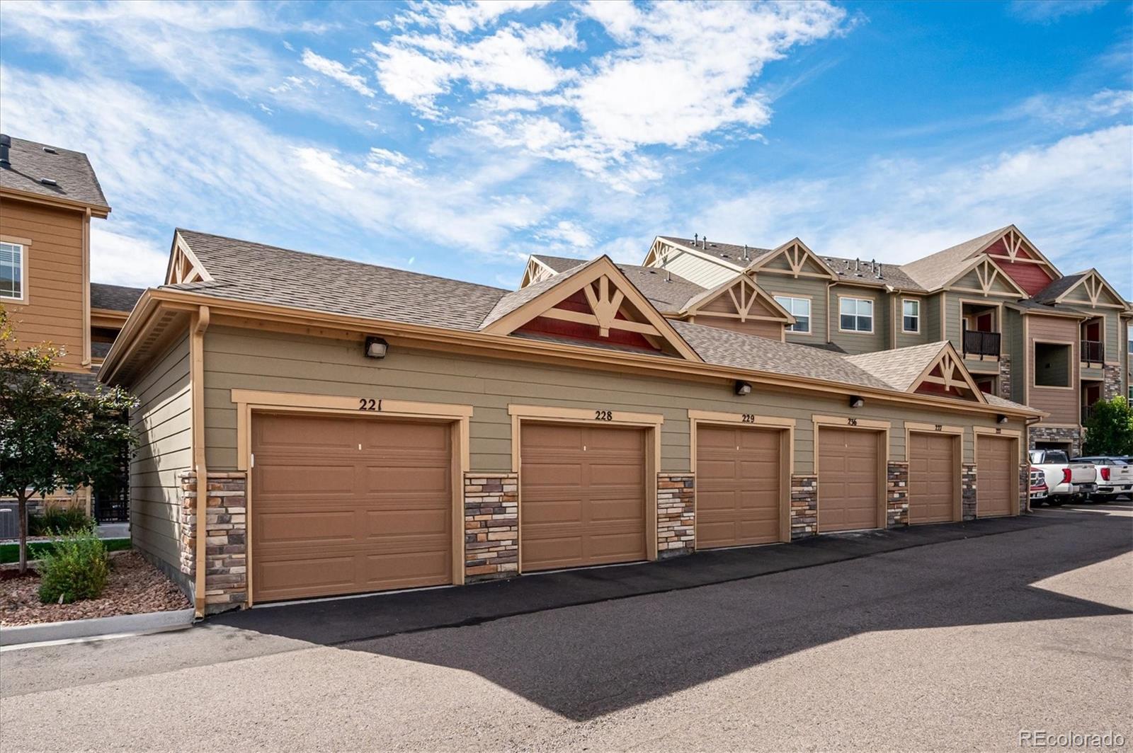 MLS Image #5 for 9992 w victoria place 101,littleton, Colorado