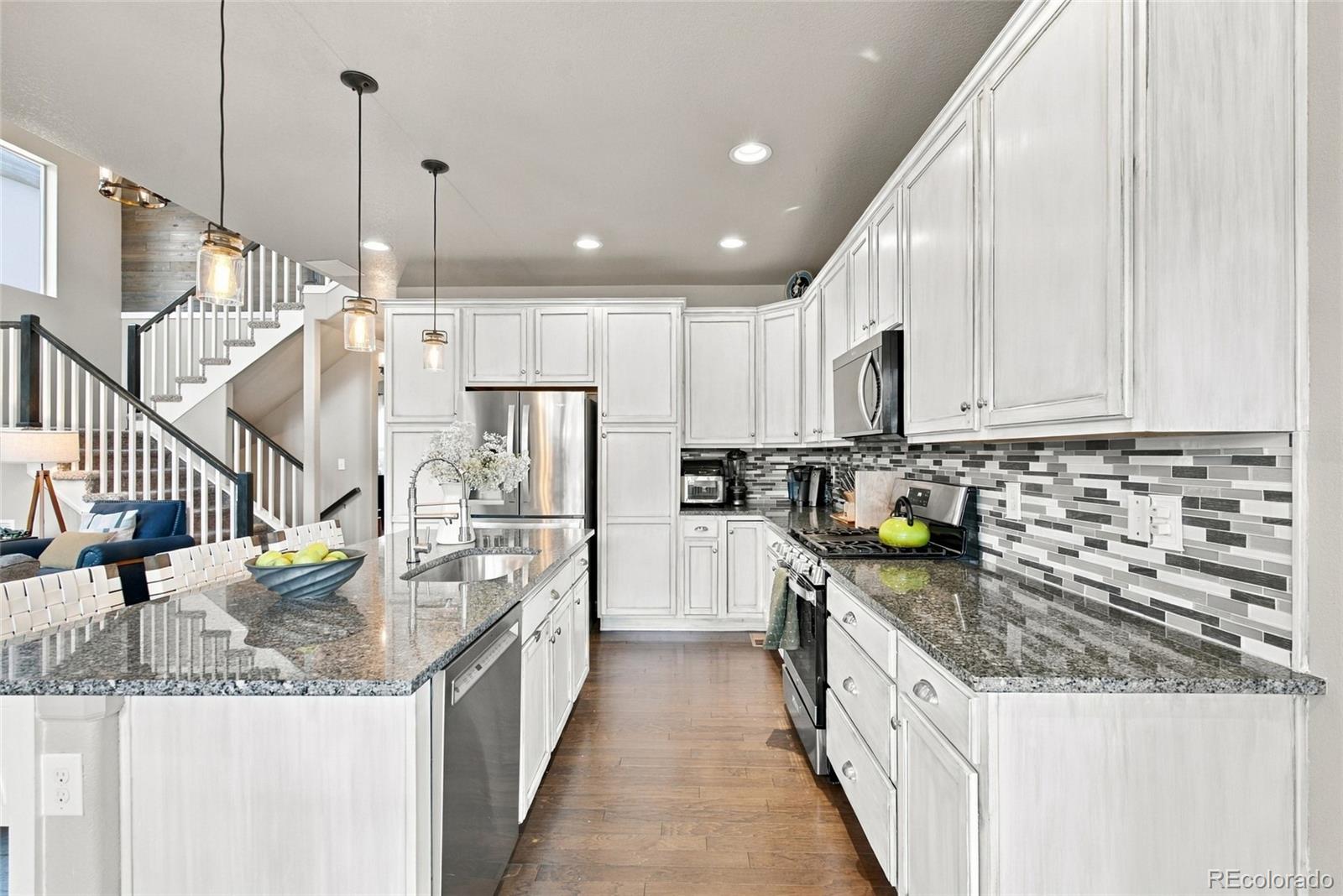 MLS Image #5 for 2259 s orchard street,lakewood, Colorado
