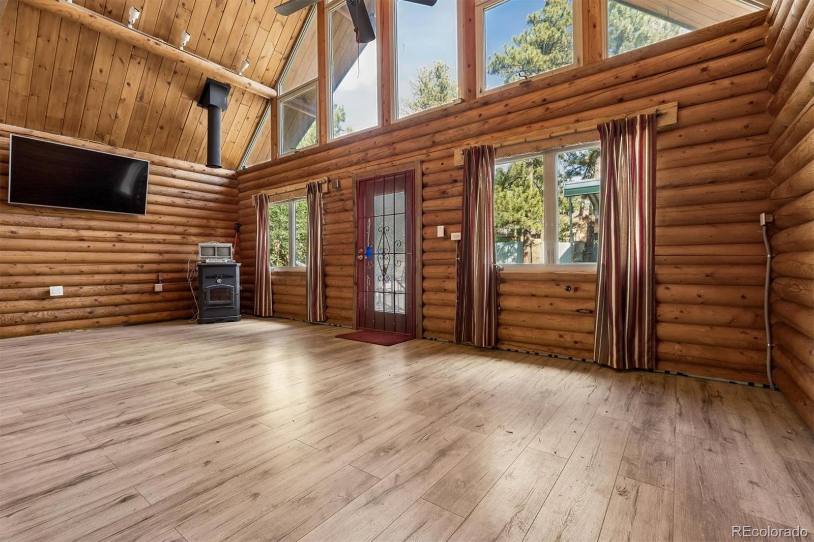 MLS Image #12 for 168  columbine street,larkspur, Colorado