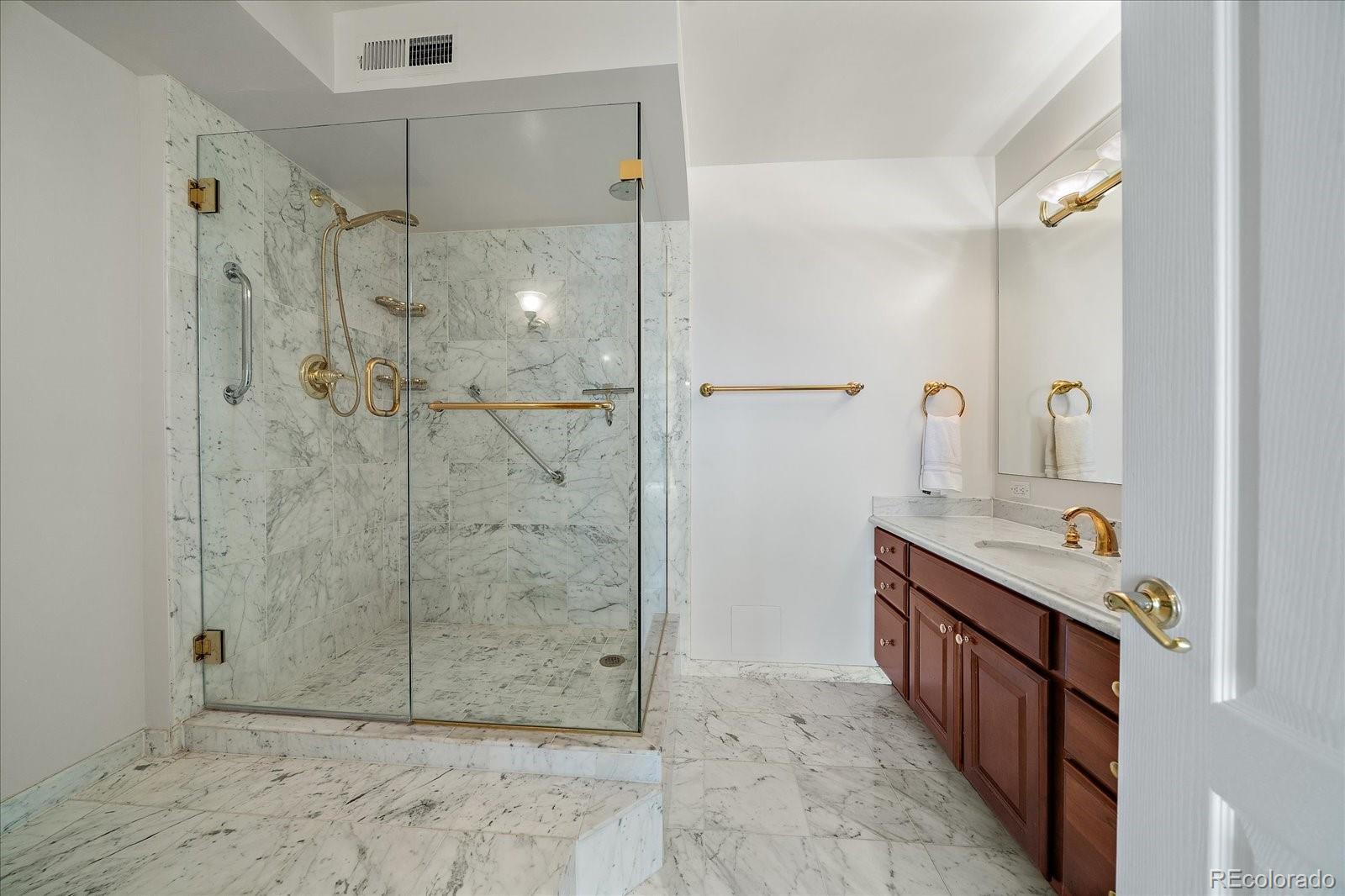 MLS Image #19 for 3100 e cherry creek south drive,denver, Colorado