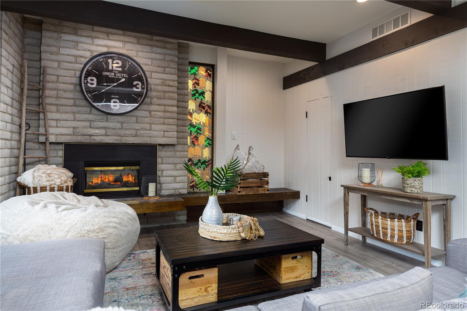 MLS Image #9 for 935  columbine road 206,breckenridge, Colorado