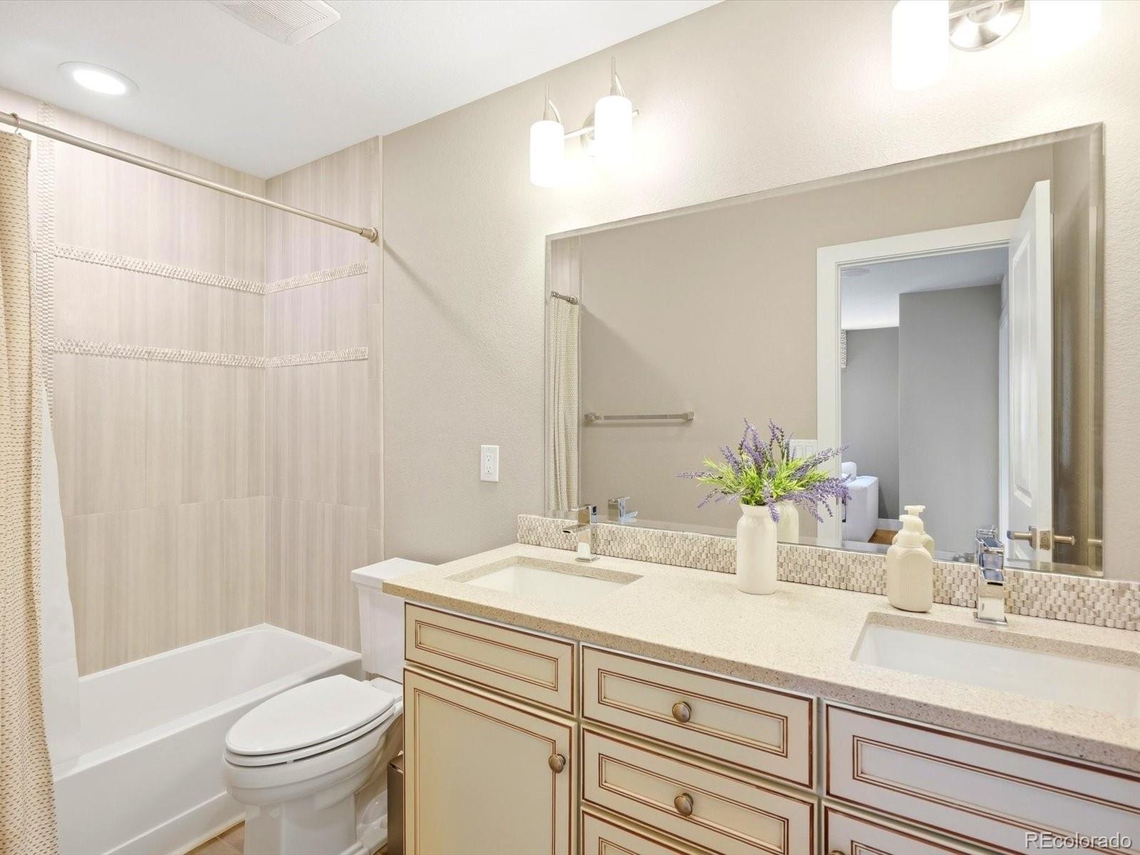 MLS Image #32 for 1509 s dayton street,denver, Colorado
