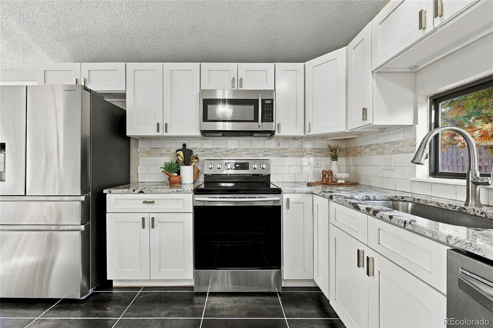 MLS Image #16 for 10193 e peakview avenue,englewood, Colorado