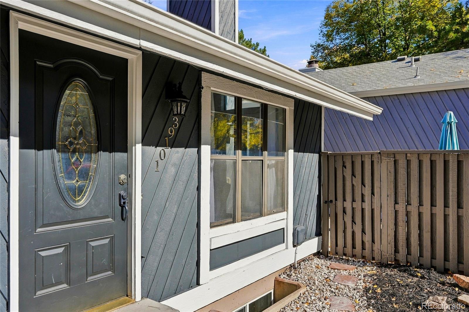 MLS Image #3 for 10193 e peakview avenue,englewood, Colorado