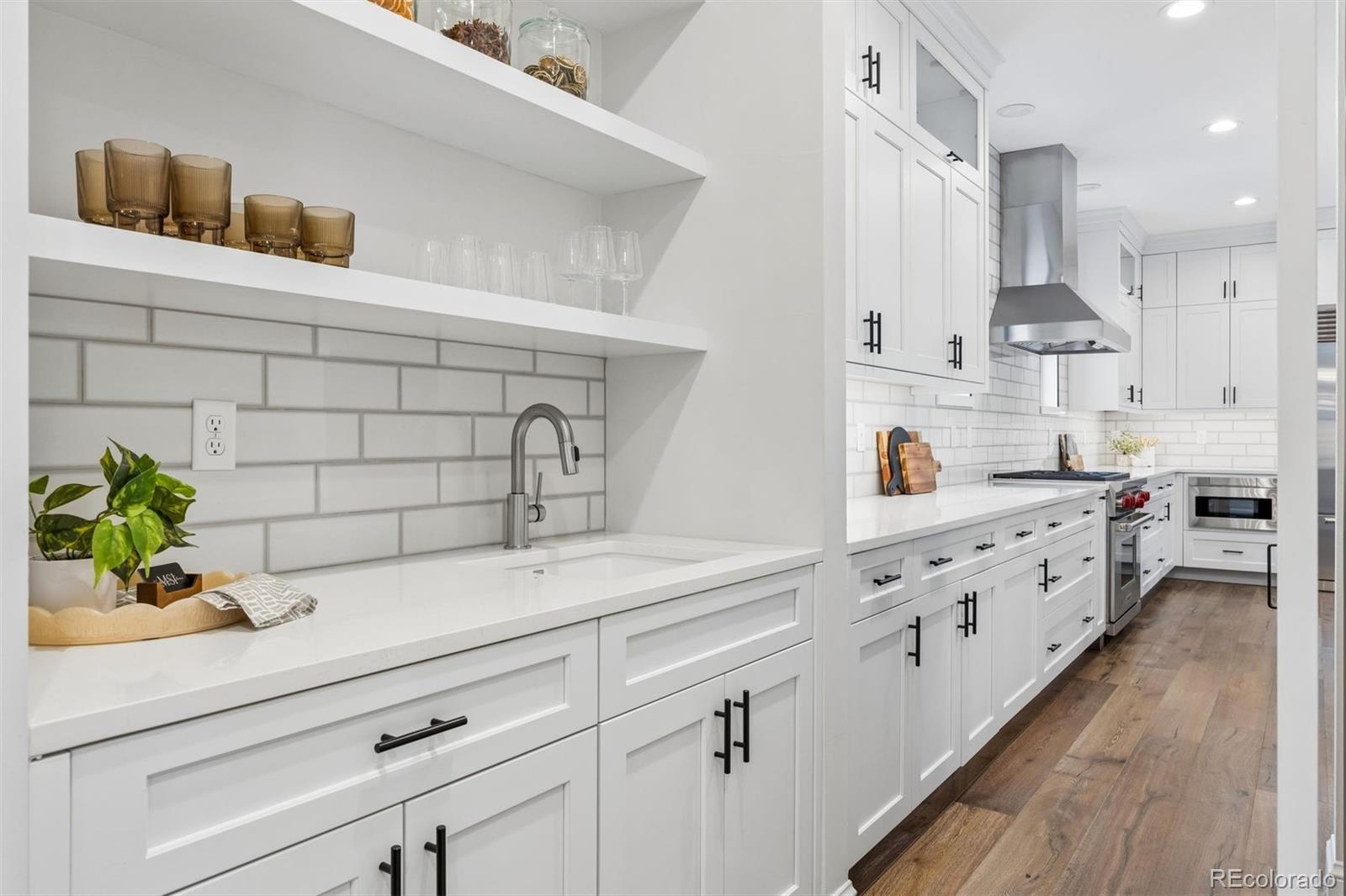 MLS Image #16 for 516 s high street,denver, Colorado