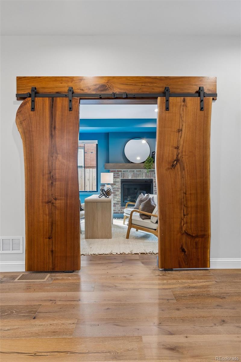 MLS Image #17 for 516 s high street,denver, Colorado