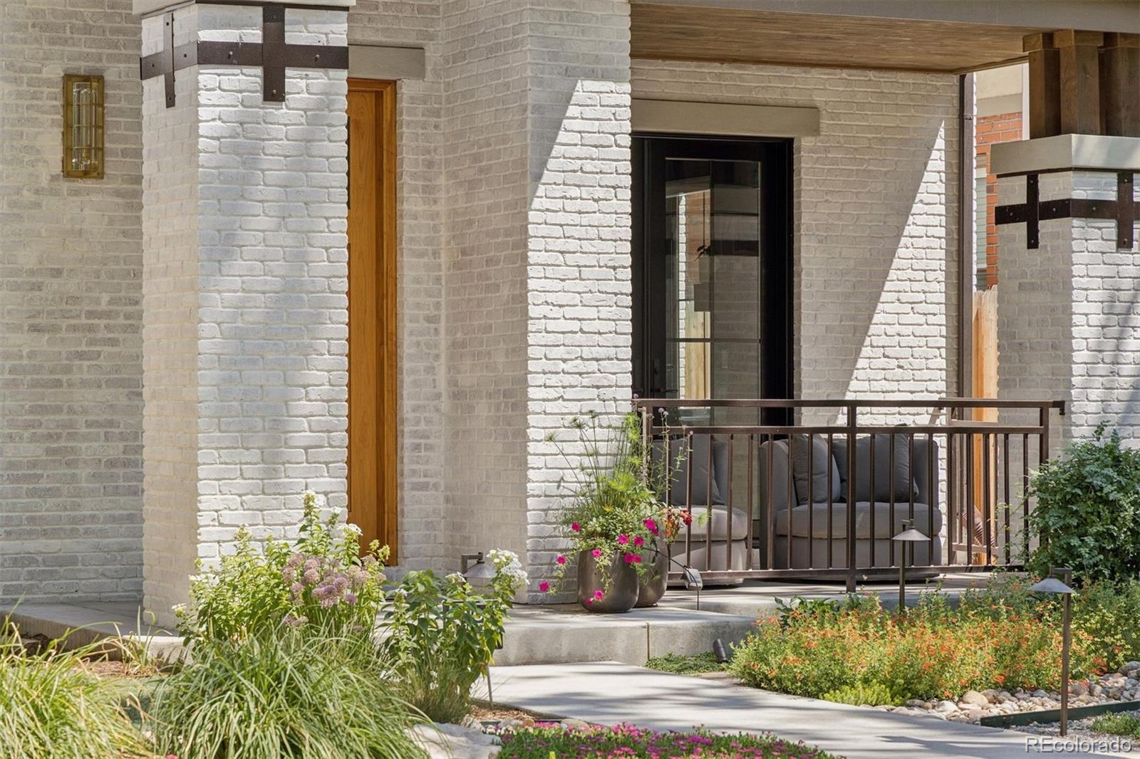 MLS Image #2 for 516 s high street,denver, Colorado