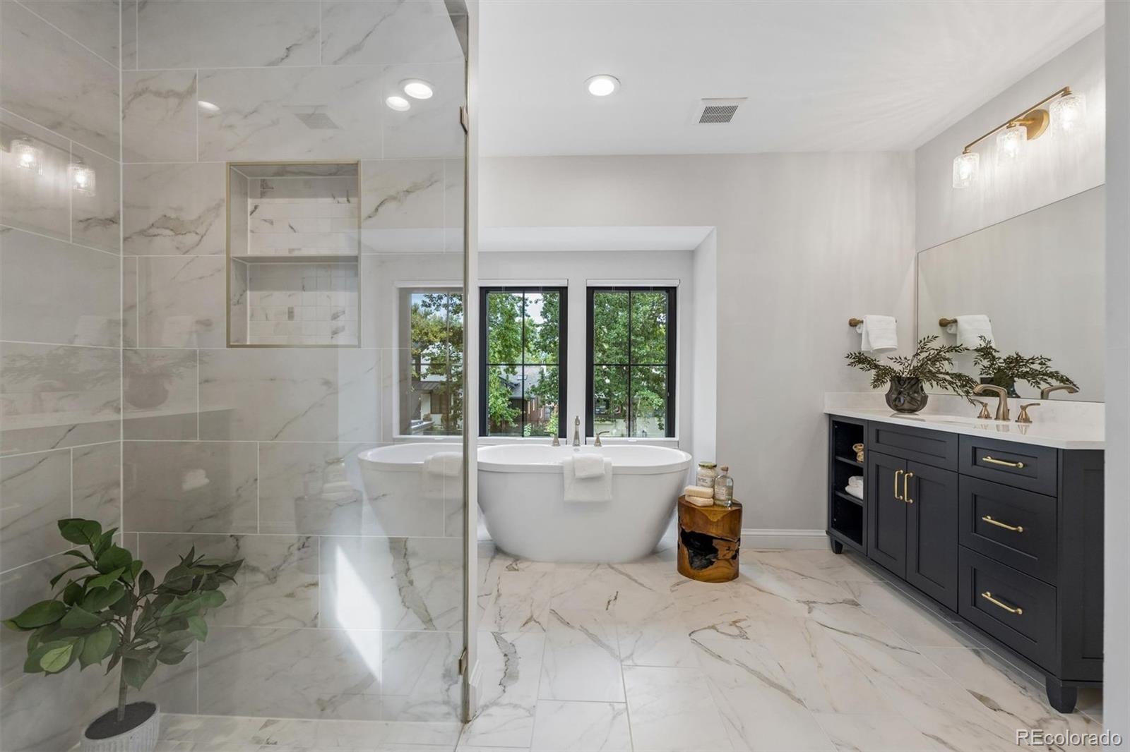 MLS Image #24 for 516 s high street,denver, Colorado